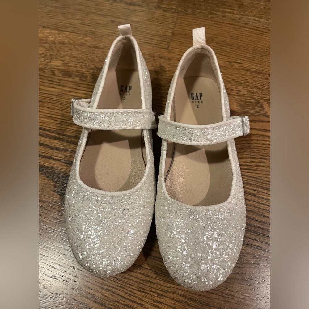 Gap Kids Glitter Mary Jane Flats Size: 2